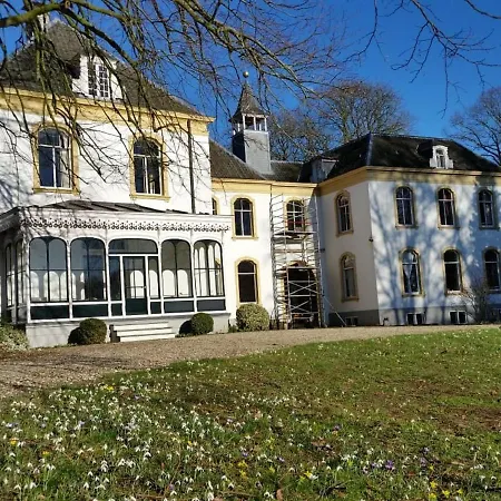 Spacious Farm In Bronckhorst With Private Garden * 브롱호스트