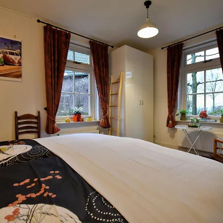 Holiday Home In Bronckhorst With Garden *