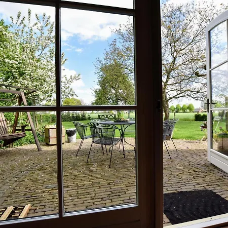 Holiday Home In Bronckhorst With Garden Casa de Férias